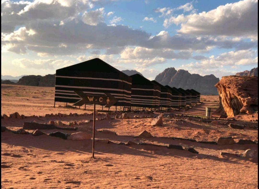 Wadi Rum Moon Camp מראה חיצוני תמונה